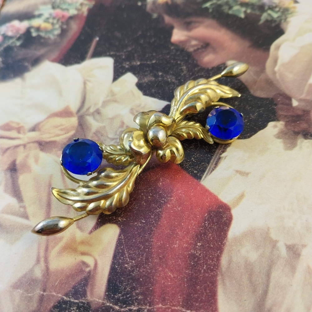 Sterling Silver and Blue Brooch - Picture 9 of 16